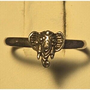 Elephant Vintage sterling silver ring sz 5